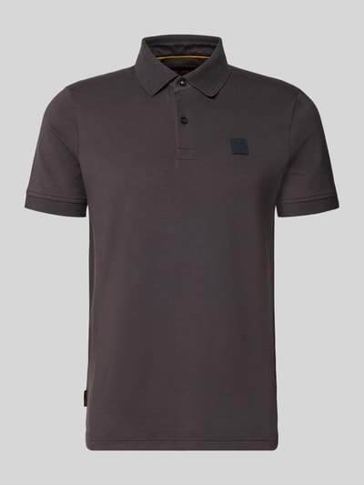 Produktfoto, Slim Fit Poloshirt mit Label-Detail von PME Legend aus Baumwoll-Mix mit Stretch, Knopfleiste, dunkelgrau, glatte Oberfläche.