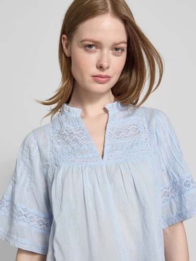 Neo Noir Relaxed fit blouse met gehaakt kant, model 'Siama' Lichtblauw - 3