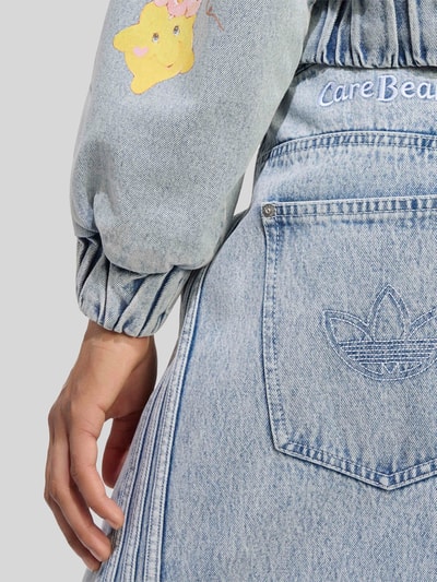 adidas Originals Loose fit jeans van puur katoen met borduursels Jeansblauw - 3