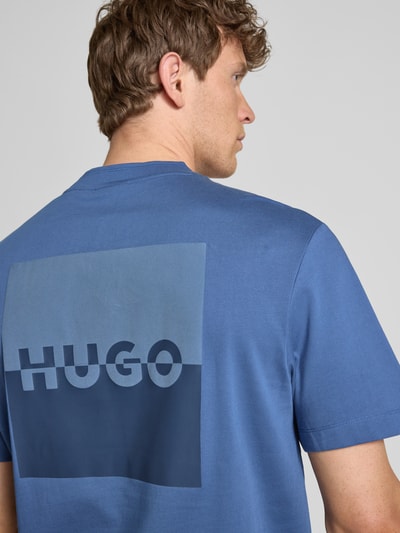 HUGO T-Shirt mit Label-Print Modell 'Dusplito' Rauchblau 3