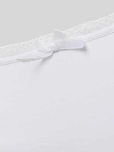Produktfoto, weißer Slim Fit Slip aus Baumwoll-Mix mit Spitzenbesatz und Schleife von DORINA, glatte Struktur, 5er-Pack