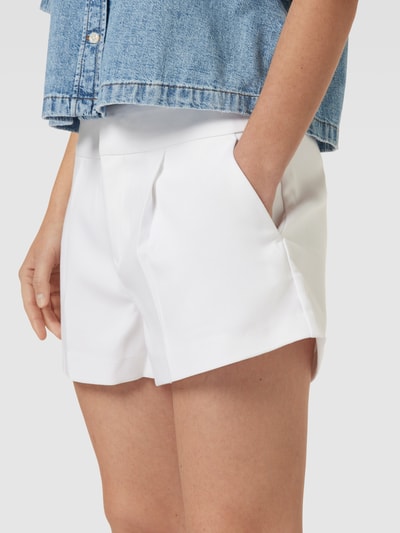 Gina Tricot Shorts mit Bundfalten Modell 'Tammie' Weiss 3