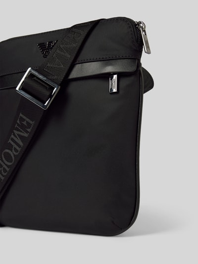 Emporio Armani Umhängetasche mit Logo-Applikation Black 3