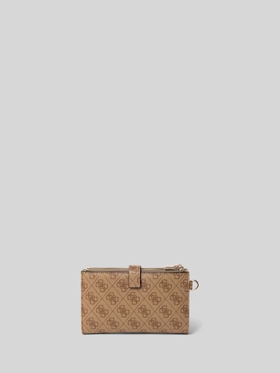 Produktfoto, Portemonnaie in Leder-Optik Modell 'LAUREL' von GUESS in Braun mit Logo-Detail, Reißverschluss- und Steckfächer