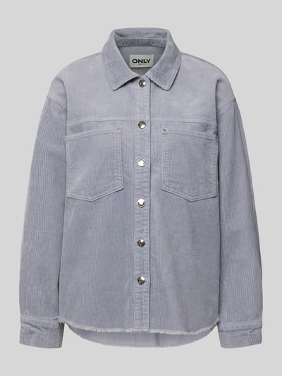 Produktfoto, Regular Fit Hemdjacke aus reiner Baumwolle Modell 'MAIKO-BITTEN' von Only, hellgrauer Cord, silberne Knöpfe, Nieten, Brusttaschen, unifarben, leicht abgerundeter Saum, offene Kante