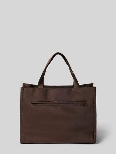 Produktfoto, Handtasche mit Logo-Detail Modell 'Maxon' von BOGNER in Braun mit Reißverschluss und Schulterriemen, glatte Struktur