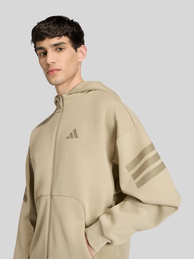 adidas Sportswear Regular Fit Trainingsjacke mit Kapuze Oliv 3