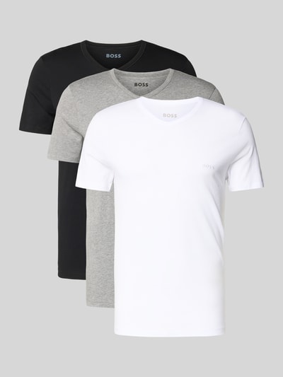 Produktfoto, T-Shirt mit V-Ausschnitt im 3er-Pack Modell 'Classic' von BOSS, recht model, puur katoen, set van 3, ronde hals, labelstitching.