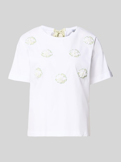 Produktfoto, T-Shirt mit Stitchings und Rundhalsausschnitt von More & More in Weiß, reine Baumwolle, Regular Fit, applizierte Details, glatte Textur