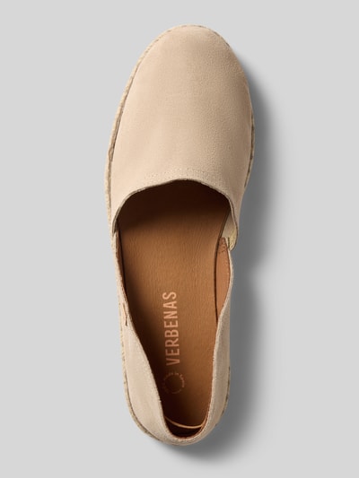 Produktfoto, Espadrilles aus Leder mit Label-Patch Modell 'CARMEN' von Verbenas in Beige, strukturierte Sohle, runde Form, glatte Textur