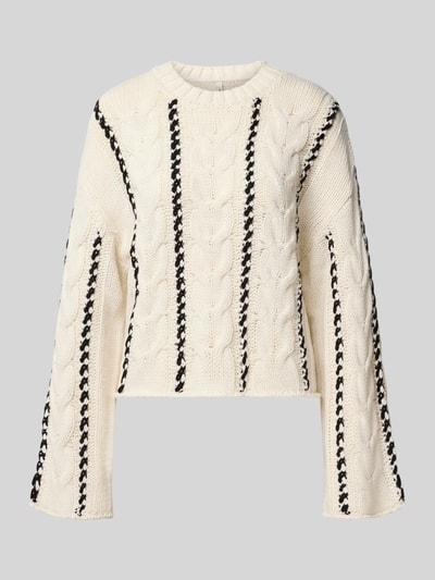 Only Sweter z dzianiny o kroju regular fit ze ściegiem warkoczowym model ‘TESSA’ Écru 2