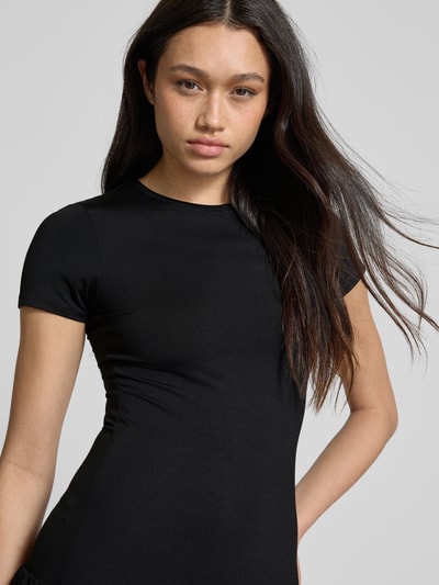 WEEKDAY T-Shirt-Kleid mit Rundhalsausschnitt Modell 'Daisy' Black 3