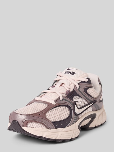 Produktfoto, Sneaker mit Logo-Detail Modell 'V5 RNR' von Nike in Beige und Braun, Netzstruktur, Damen Sneaker von Nike.