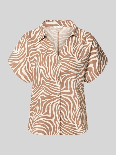 Produktfoto, Regular Fit Hemdbluse aus Leinen-Mix Modell 'Falakka' von B.Young mit Animal-Print in Beige und Weiß, kurzärmelig, durchgehende Knopfleiste, Hemdblusenkragen, Textur aus Leinen und Viskose, Rückenlänge 60 cm bei Größe 36.