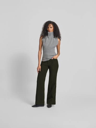 Victoria Beckham High Rise Wide Fit Cordhose aus Cord Khaki 1