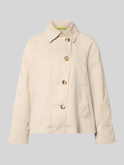 Produktfoto, Jacke mit seitlichen Eingrifftaschen und Kentkragen von Fuchs Schmitt in beige, recht model, knoopsluiting, raglanmouwen, lichte textuur