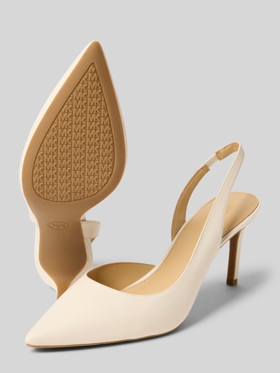 Produktfoto, Czółenka z naturalnej skóry Model 'Alina' od MICHAEL Michael Kors, jasnobeżowe, zamknięty spiczasty przód, otwarta pięta, wysokość obcasa 9 cm, krój dopasowany, rozmiar 40