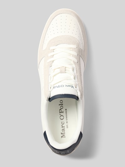 Productfoto, witte en beige sneakers met lederen details, blauwe accenten, sneakers met echt leer model 'VINCENZO 2A' van Marc O'Polo, heren