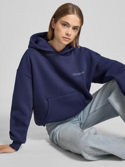 Review Hoodie mit überschnittenen Schultern und Känguru-Tasche Marine 3