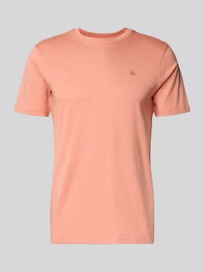 Produktfoto, Regular Fit T-Shirt mit Logo-Stitching von Scotch & Soda in Pfirsich, Reine Baumwolle, Rundhalsausschnitt, Rückenlänge 71 cm bei Größe M