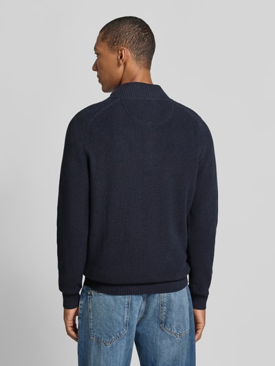 Fynch-Hatton Sweter z dzianiny o kroju regular fit z czystej bawełny z kołnierzem zapinanym Granatowy 5