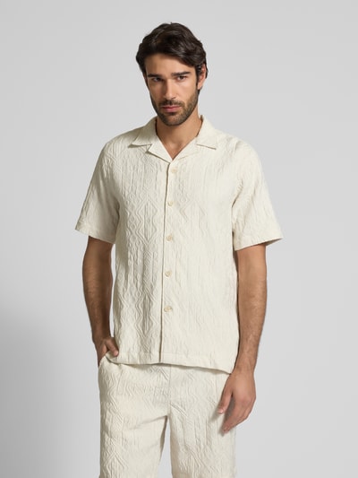 Lindbergh Regular Fit Kurzarmhemd aus Viskose-Mix mit Strukturmuster Weiss 4