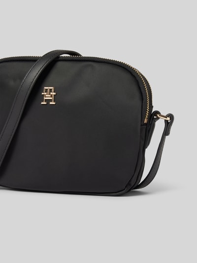 Tommy Hilfiger Umhängetasche mit Logo-Applikation Modell 'POPPY' Black 2