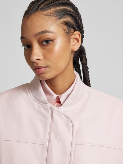 Remain Oversized Blouson aus Schafsleder Rosa 3