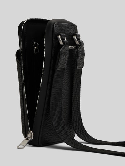 Tommy Hilfiger Umhängetasche mit Logo-Applikation BLACK 4