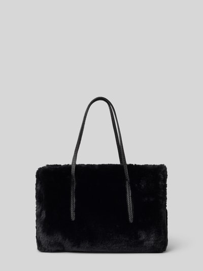 Produktfoto, Handtasche aus echtem Leder Modell 'NOELLE' von Abro, Bontlook in zwart, Hoofdvak met magneetsluiting, smalle schouderband, lange draagband, twee ritsvakken binnenin, Breedte 28 cm, Lengte 20 cm, Diepte 15 cm, schouderbandlengte 38 cm
