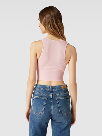 BDG Urban Outfitters Top z fakturowanym wzorem model ‘JOSIE’ Mocnoróżowy 5