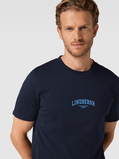 Lindbergh T-Shirt mit Label-Print und Rundhalsausschnitt Marine 3