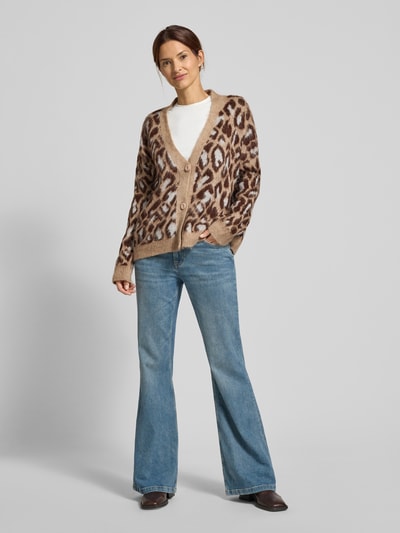 miss goodlife Wollcardigan mit V-Ausschnitt Camel 1