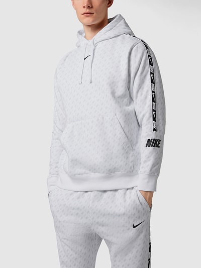 Nike Bluza z kapturem ze wzorem z logo model ‘Repeat’  Biały 4