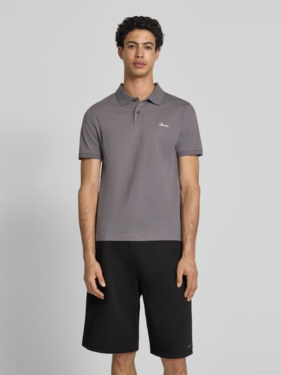 REVIEW Slim Fit Poloshirt mit Label-Stitching Dunkelgrau 4