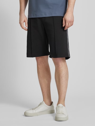 HUGO Shorts mit Label-Patch Modell 'Desort' Black 4