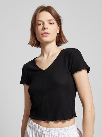 Only Cropped T-Shirt mit Muschelsaum Modell 'KIKA' Black 3