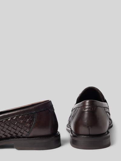 Productfoto, Loafer van echt leer met structuurpatroon Model 'Lozham' van Gant in donkerbruin, afgeronde fit, logo-reliëf, hakhoogte 2 cm, schachthoogte 7 cm, schachtwijdte 12 cm