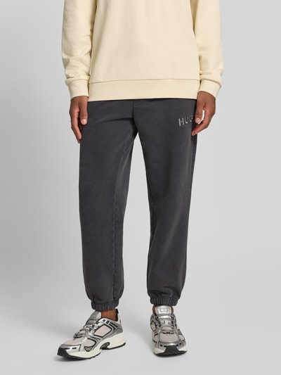 HUGO Relaxed Fit Sweatpants aus Baumwoll-Mix Modell 'DELWONY' Mittelgrau 4