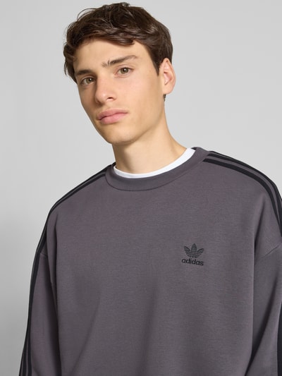 adidas Originals Oversized Sweatshirt mit Logo-Stitching Modell 'Crew' Anthrazit 3
