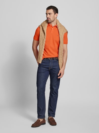 Tommy Hilfiger Regular Fit Poloshirt mit Label-Detail Orange 1