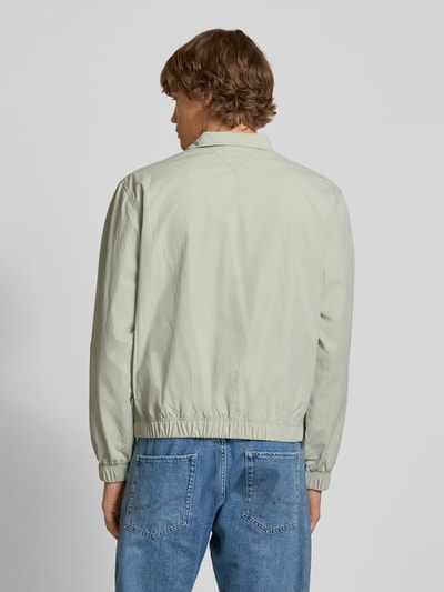 Tommy Jeans Regular Fit Blouson mit Stehkragen Schilf 5
