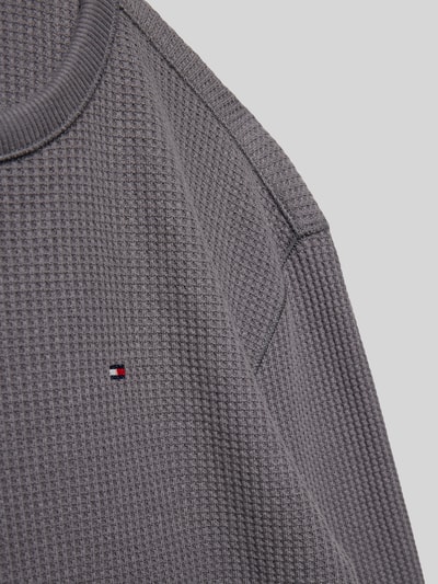 Tommy Hilfiger Teens Regular fit shirt met lange mouwen in wafellook  Grafiet - 2