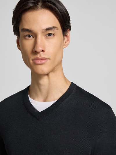 Christian Berg Men Strickpullover aus Merino-Mix mit V-Ausschnitt Black 3