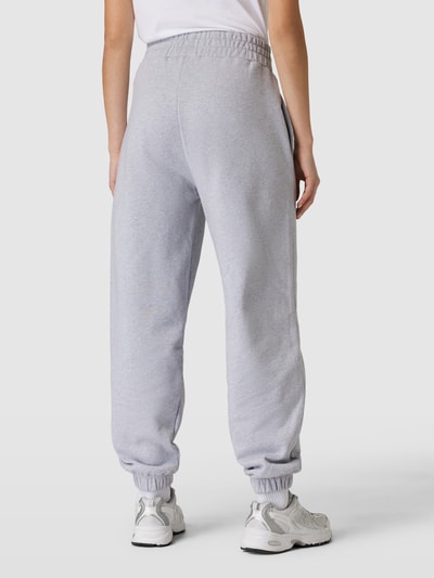 Karo Kauer Sweatpants mit Stitchings und elastischem Bund Hellgrau Melange 5