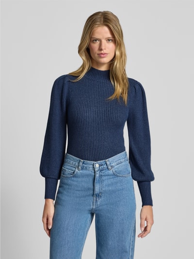 Only Sweter z dzianiny o kroju regular fit z mieszanki wiskozy model ‘KATIA’ Granatowy 4