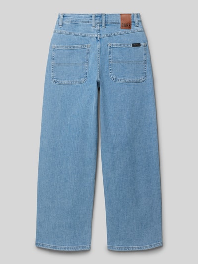 Produktfoto, Straight Fit Jeans mit Logo-Patch Modell 'Gately' von CARS JEANS aus hellblauem Baumwoll-Mix, 5-Pocket-Design, Knopf- und Reißverschluss, glatte Struktur, kinder.