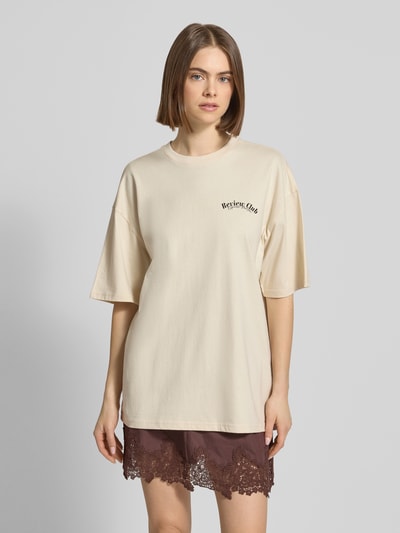 REVIEW Oversized T-Shirt mit Statement-Print Sand 4
