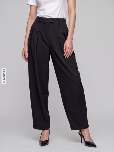 ONLY Barrel Fit Bundfaltenhose aus reiner Baumwolle Modell 'KIRSY' Black 4