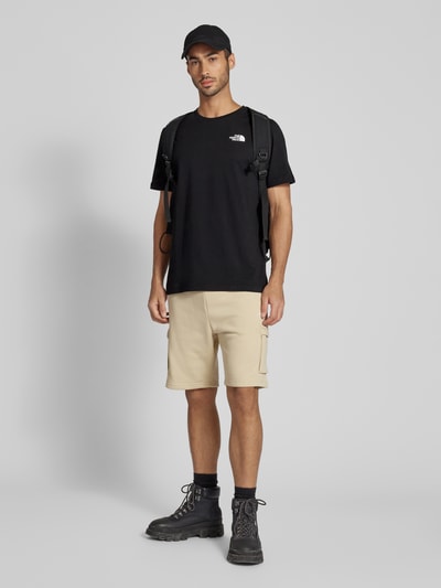 The North Face T-Shirt mit Label-Print Modell 'REDBOX' Black 1